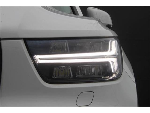 Volvo XC40 12