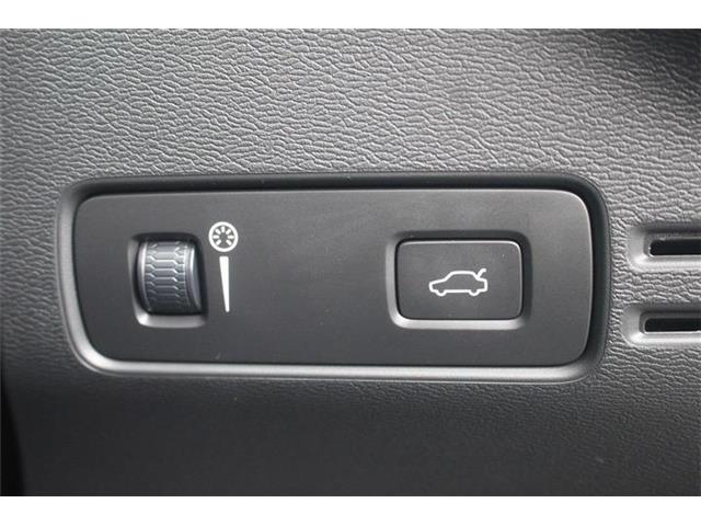 Volvo XC40 6