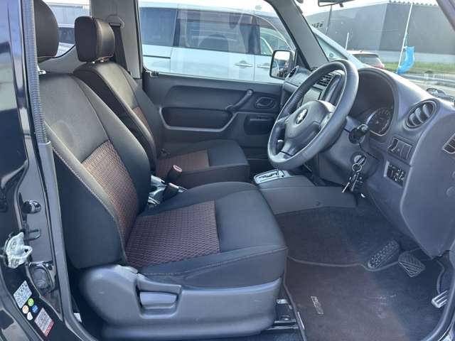 Suzuki Jimny 11