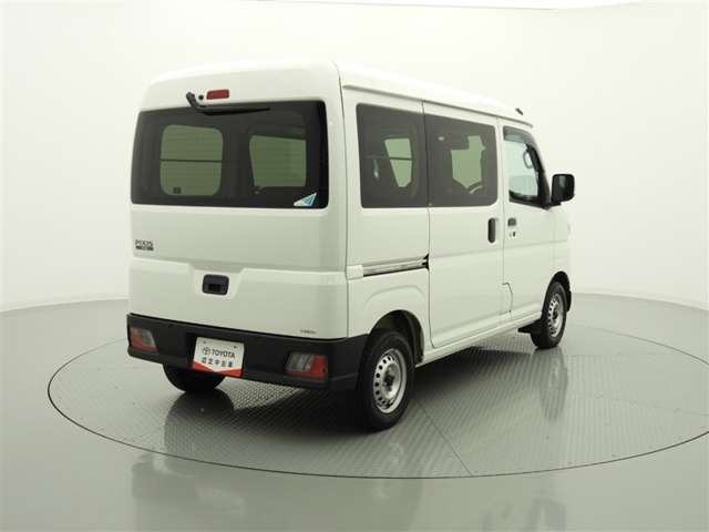 Toyota Pixis Van 3