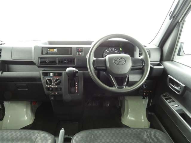 Toyota Pixis Van 5
