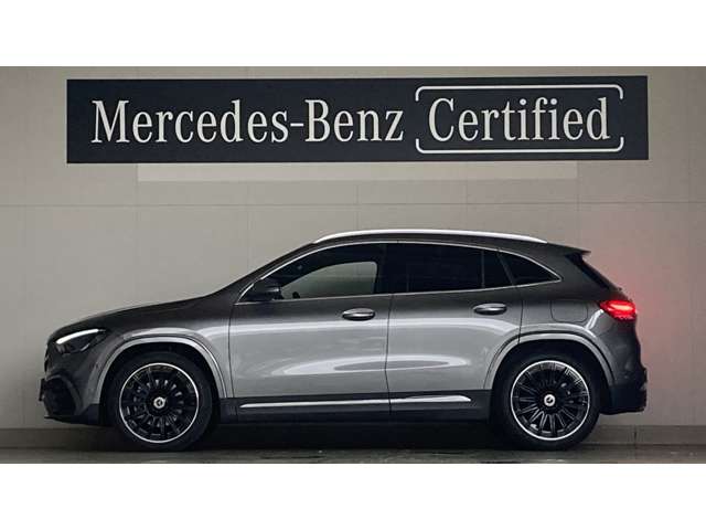 Mercedes-Benz GLA-Class 4