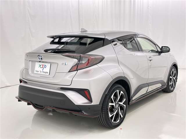 Toyota C-HR 7