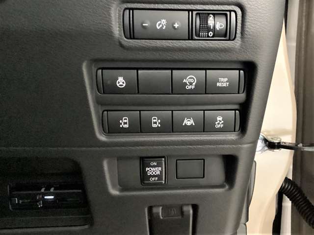 Mitsubishi Delica Mini 12