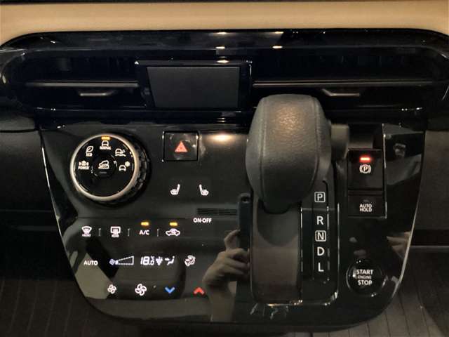 Mitsubishi Delica Mini 10