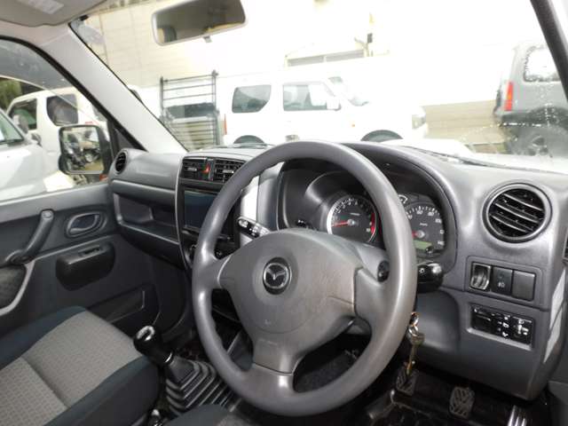 Mazda AZ-オフロード 10