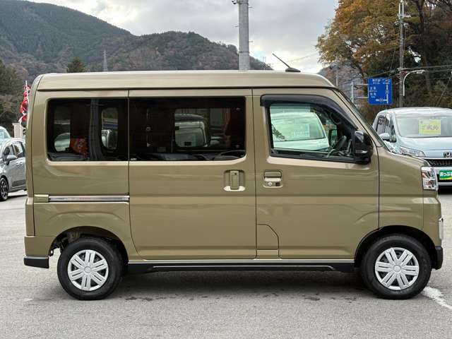 Daihatsu Atrai 5