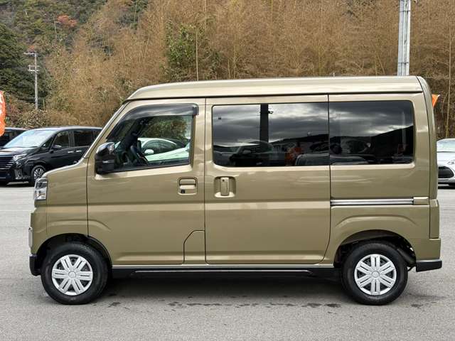 Daihatsu Atrai 6