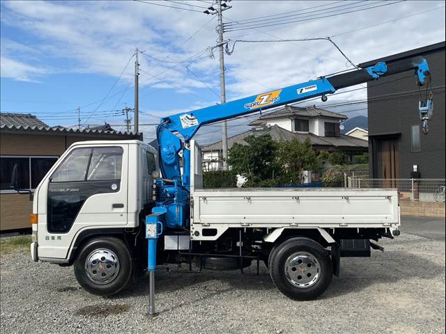 Isuzu Elf 5