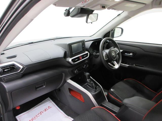 Daihatsu Rocky 12