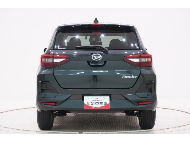 Daihatsu Rocky 6