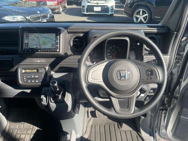 Honda N-VAN 12