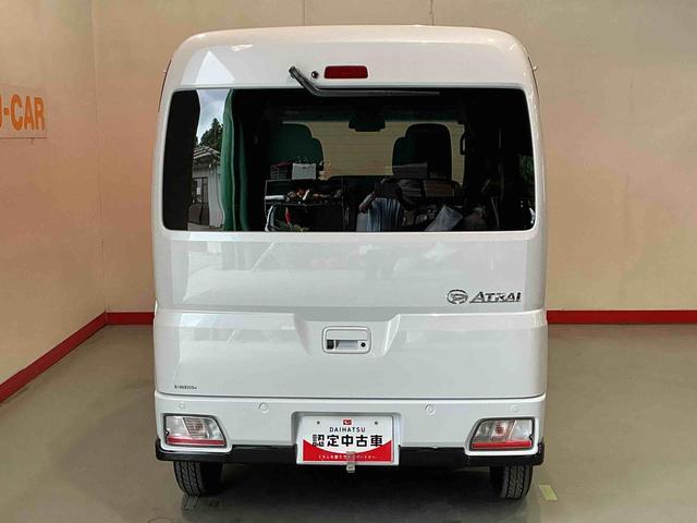 Daihatsu Atrai 11