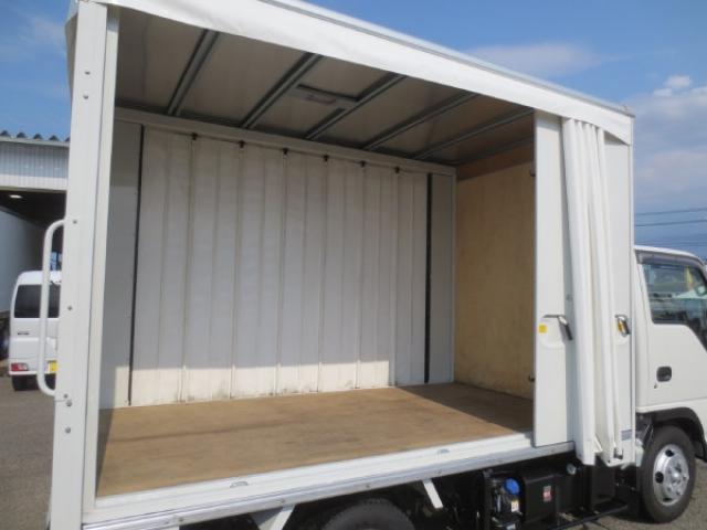 Isuzu Elf 11