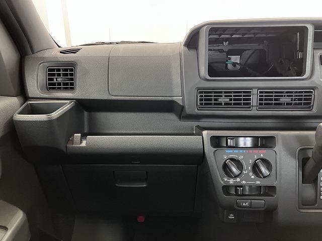 Daihatsu Hijet Deck Van 11