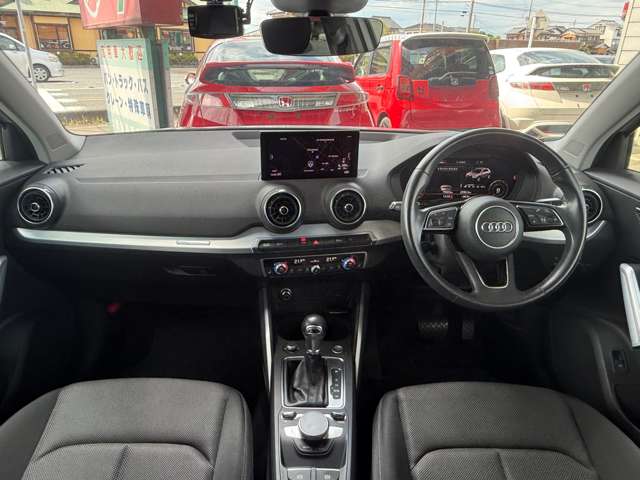 Audi Q2 3