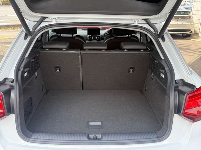Audi Q2 10