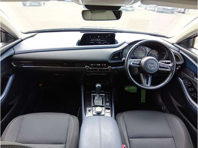 Mazda CX-30 8