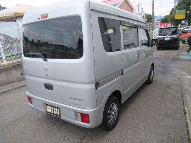 Suzuki Every 7