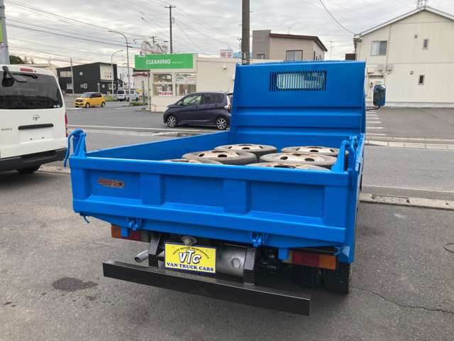 Mitsubishi Fuso Canter 11