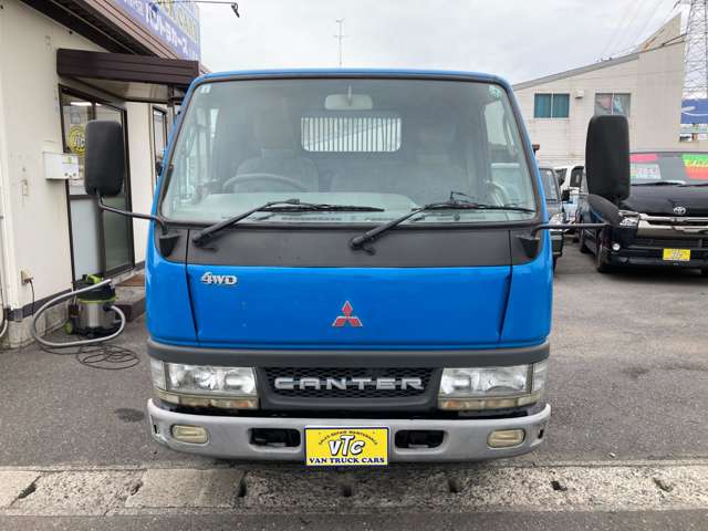 Mitsubishi Fuso Canter 2