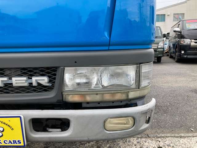 Mitsubishi Fuso Canter 7