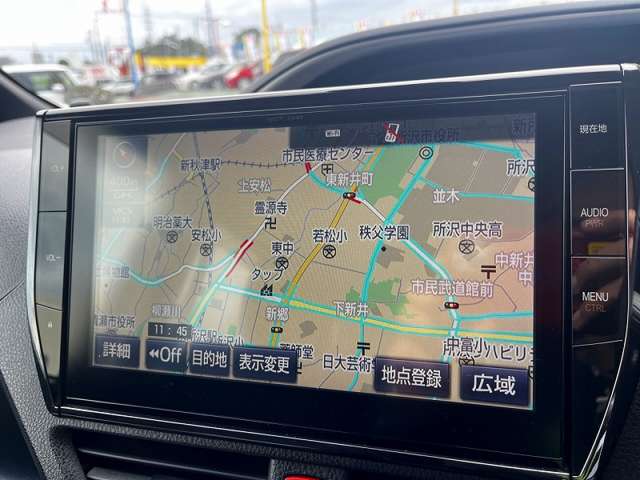 Toyota Voxy 11