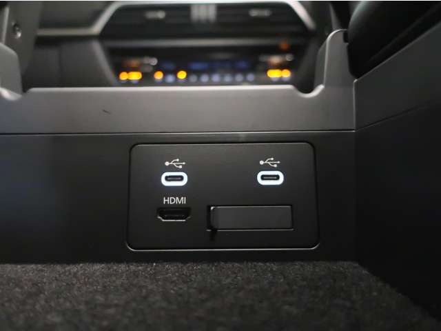 Mazda CX-80 12