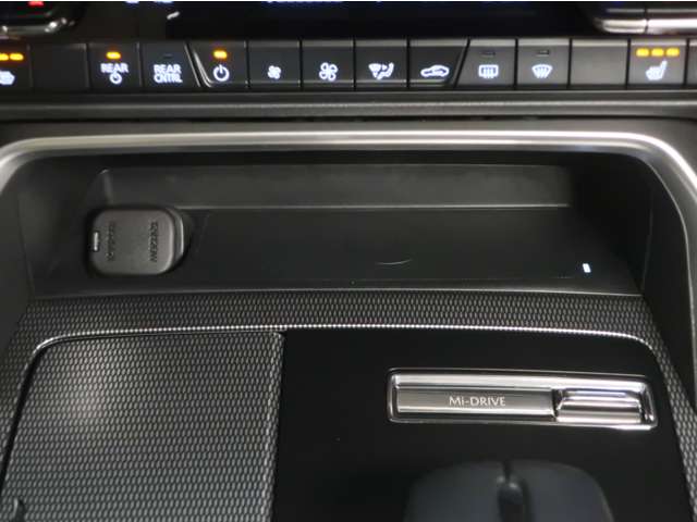 Mazda CX-80 9