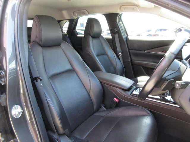 Mazda CX-30 12