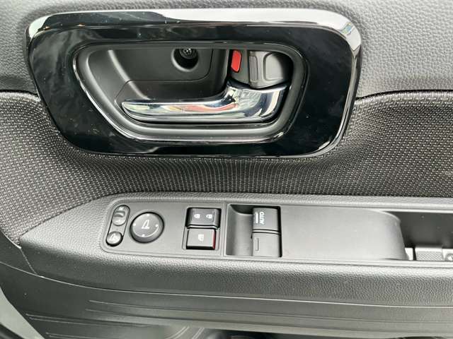 Honda N-VAN 12