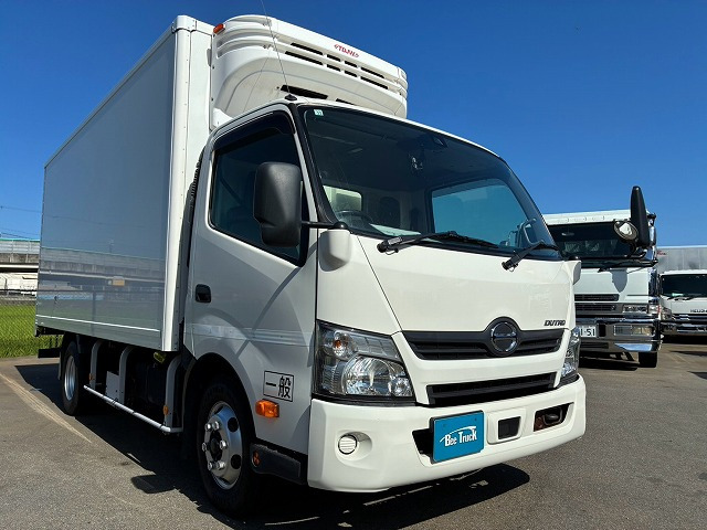 Hino Dutro 3