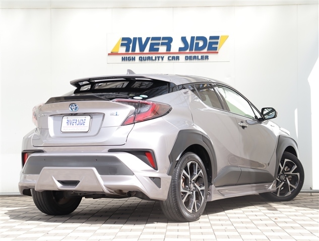 Toyota C-HR 6