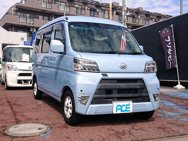 Daihatsu Hijet Cargo 5