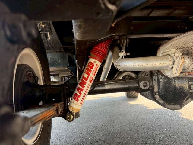 Mitsubishi Jeep 12