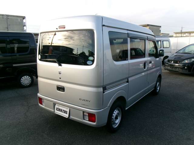 Suzuki Every 3