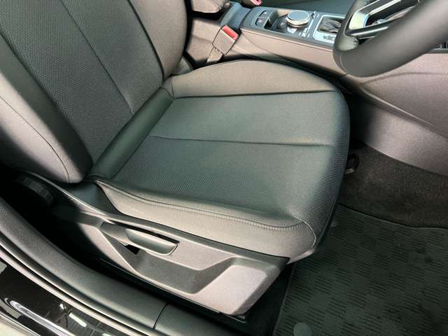 Audi Q2 10