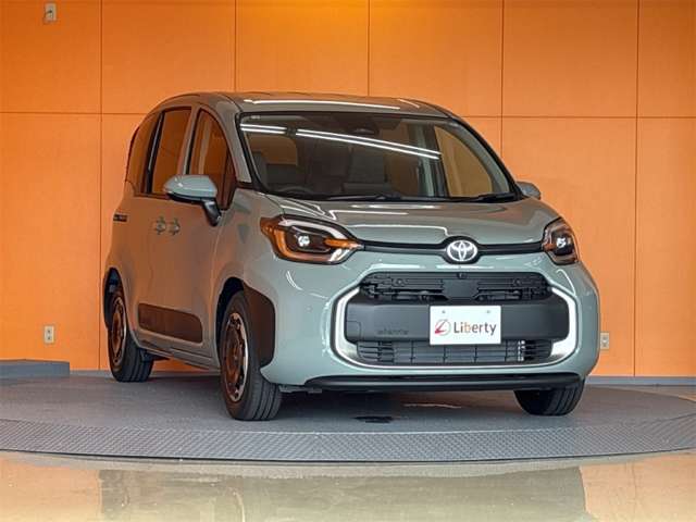 Toyota Sienta 7