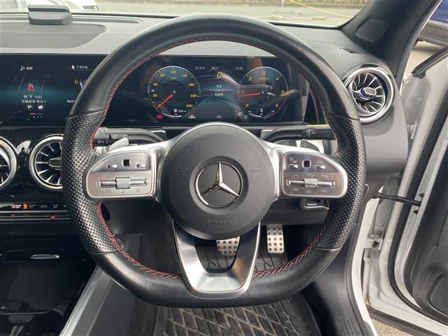 Mercedes-Benz GLB 5