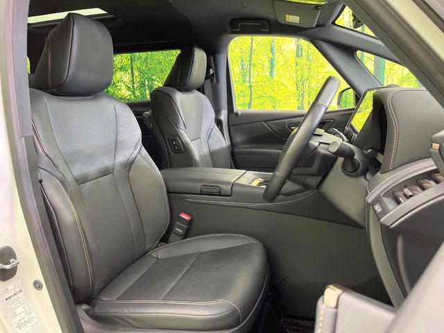 Toyota Alphard 8