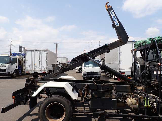 Hino Ranger 12
