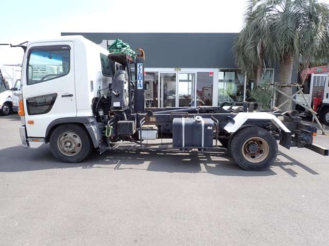 Hino Ranger 9