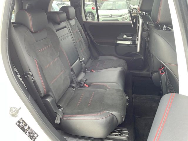 Mercedes-Benz GLB 12