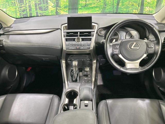 Lexus NX 2