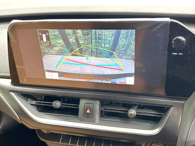 Lexus UX 4