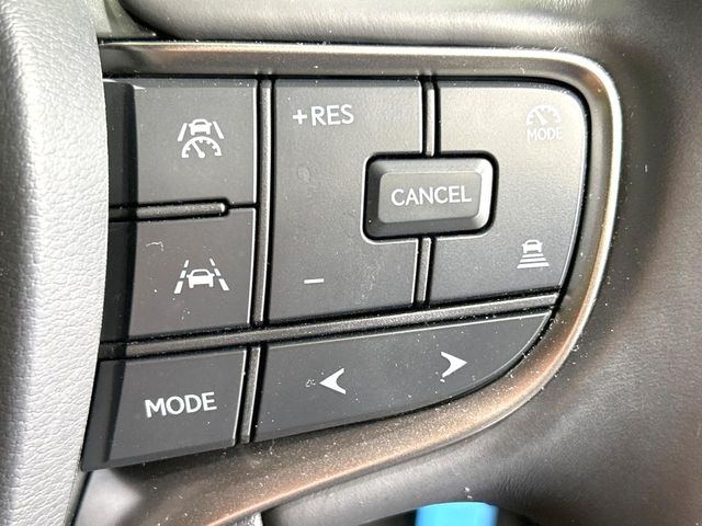Lexus UX 6