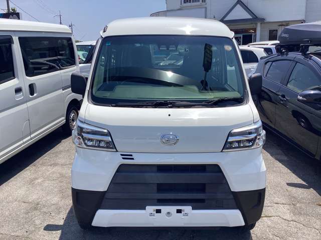 Daihatsu Hijet Cargo 2