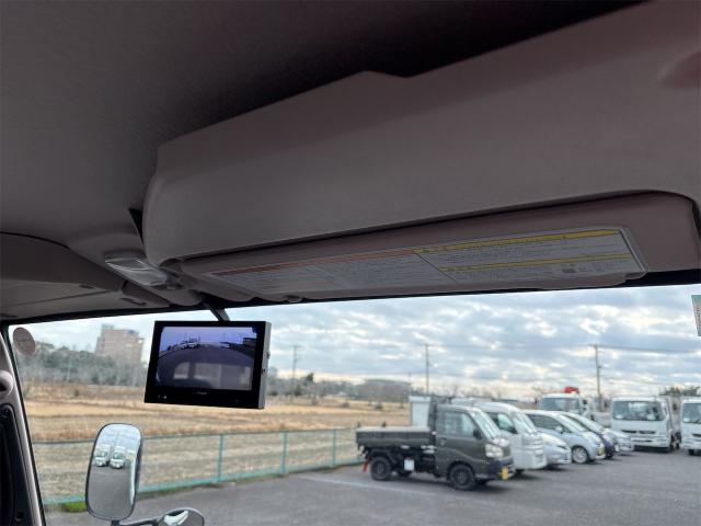 Mitsubishi Fuso Canter 12