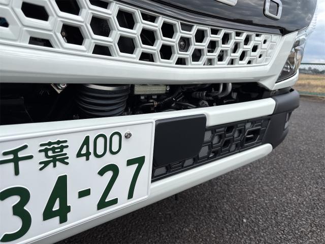 Mitsubishi Fuso Canter 8