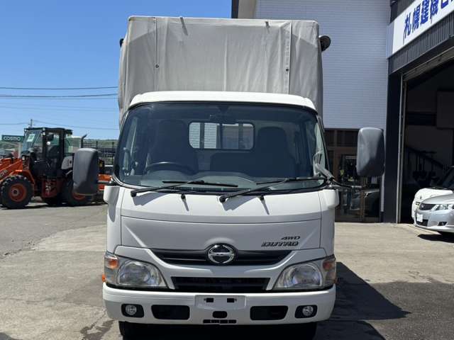 Hino Dutro 12